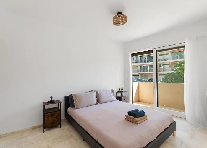 Appartamento La Pinède Centre Juan Les Pins, 100m Des Plages *