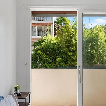 Апартаменти La Pinede Centre Juan Les Pins, 100m Des Plages *