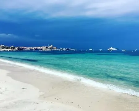 Διαμέρισμα La Pinede Centre Juan Les Pins, 100m Des Plages *